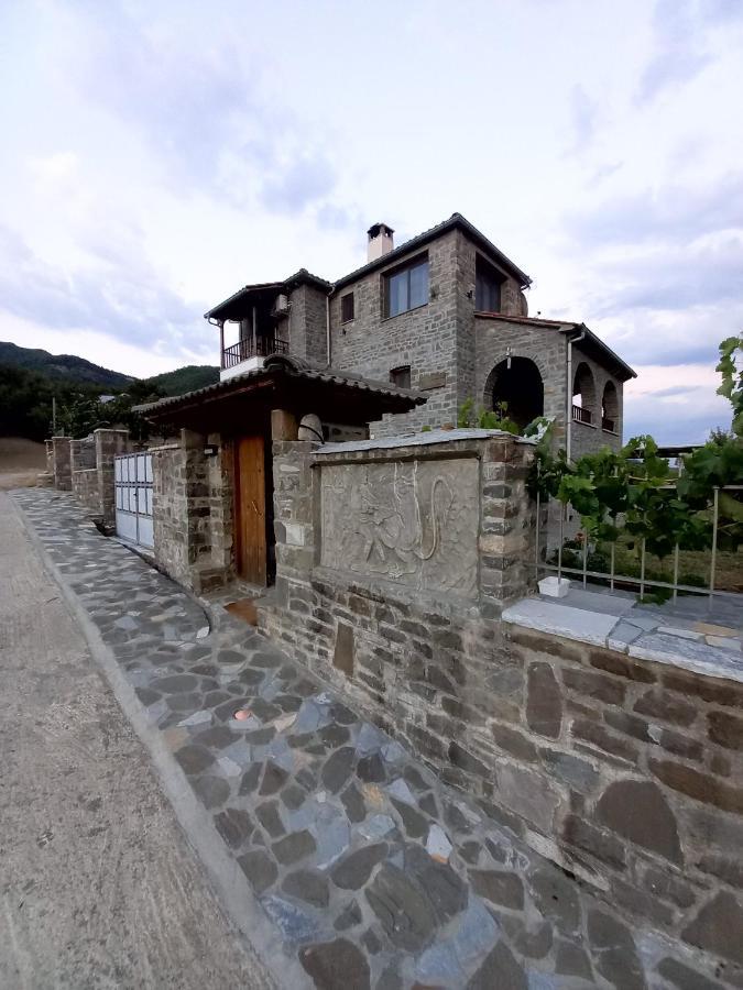 Përmet The Stone Houseアパートホテル エクステリア 写真